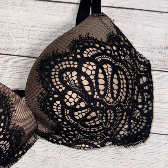 Victoria's Secret Dream Angels Push Up Bra  Black Lace / Taupe  Size 34D - Picture 2 of 6
